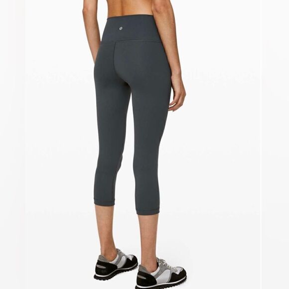 Lululemon Wunder Under Crop (High-Rise) *Full-On Luxtreme 21"
Melanite - Picture 2 of 4